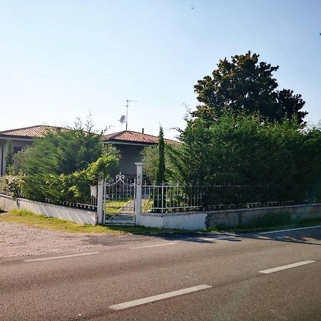 Gasthaus Casa Bella Ponti sul Mincio Exterior foto
