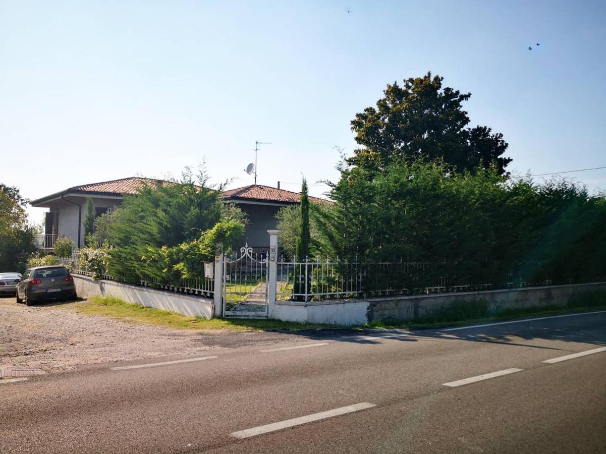Gasthaus Casa Bella Ponti sul Mincio Exterior foto